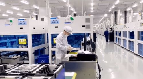 正泰新能源數(shù)字化車間產(chǎn)能強(qiáng)勁復(fù)蘇，互聯(lián)網(wǎng)數(shù)據(jù)服務(wù)賦能制造新高度